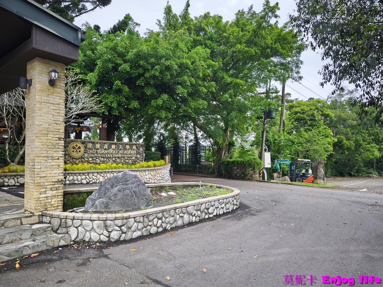 【桃園住宿】*天成逸旅 朋趣露營車一泊二食開箱*,天馬號入住心得|星空電影院+火鍋烤肉+設施餐點全攻略! 7 【桃園住宿】*天成逸旅 朋趣露營車一泊二食開箱*,天馬號入住心得|星空電影院+火鍋烤肉+設施餐點全攻略!