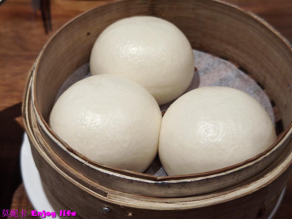 【台南三井餐廳】十二月粥品·茶飲·私房菜台南三井Outlet店|黃金流沙包必吃!海派貝貝粥超推!完整用餐心得分享!!! 13 【台南三井餐廳】十二月粥品·茶飲·私房菜台南三井Outlet店|黃金流沙包必吃!海派貝貝粥超推!完整用餐心得分享!!!