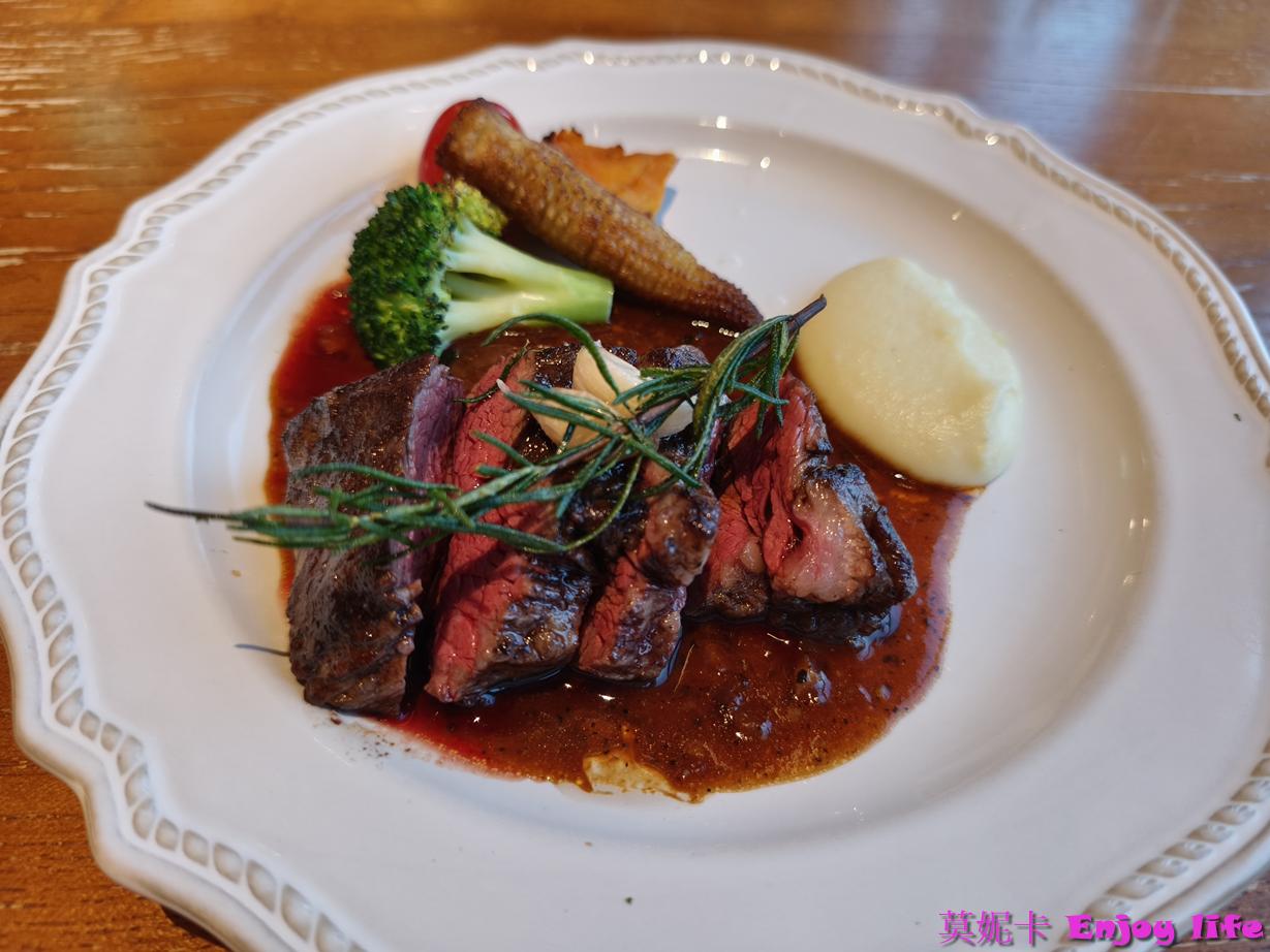 【桃園餐廳】JK STUDIO 義法餐廳 桃園華泰店｜義法料理體驗，現烤麵包、牛排、龍蝦全制霸！