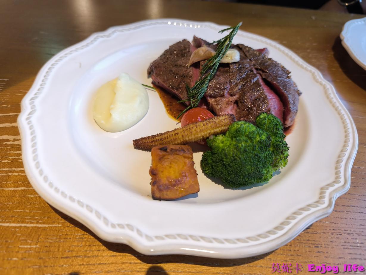 【桃園餐廳】JK STUDIO 義法餐廳 桃園華泰店｜義法料理體驗，現烤麵包、牛排、龍蝦全制霸！