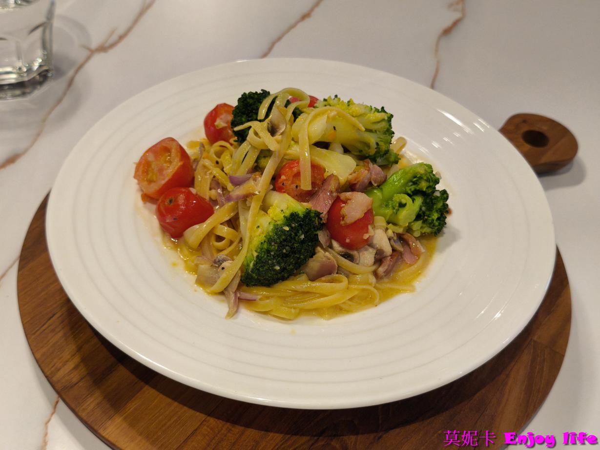 【台南早午餐】成真咖啡台南誠品店食記|必點早午餐、義大利麵、舒芙蕾甜點評測!!! 15 【台南早午餐】成真咖啡台南誠品店食記|必點早午餐、義大利麵、舒芙蕾甜點評測!!!