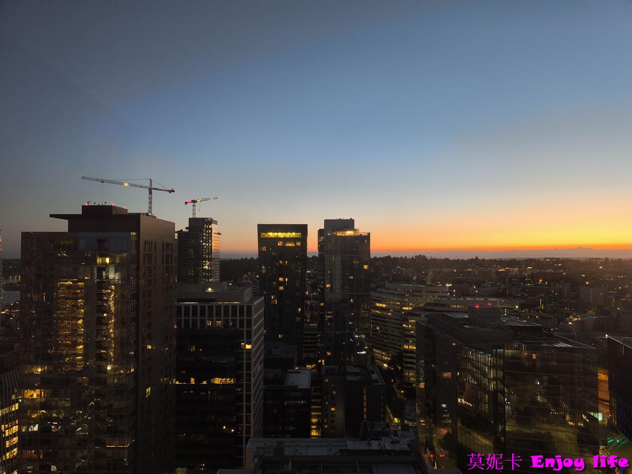 【西雅圖住宿推薦】Hyatt Regency Seattle 西雅圖凱悅酒店開箱｜近派克市場、亞馬遜 The Spheres，交通便利又舒適!!!