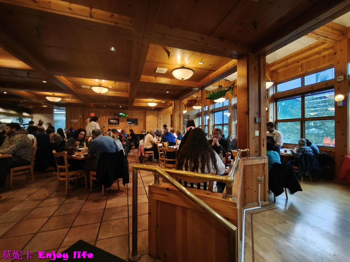 【阿拉斯加美食餐廳】Juneau朱諾帝王蟹人氣餐廳 Twisted Fish Company 體驗｜阿拉斯加帝王蟹、鮭魚、白魚一次滿足!!!