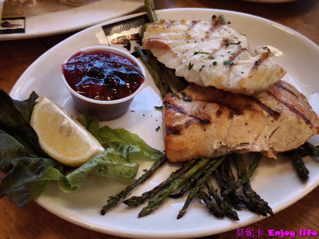 【阿拉斯加美食餐廳】Juneau朱諾帝王蟹人氣餐廳 Twisted Fish Company 體驗｜阿拉斯加帝王蟹、鮭魚、白魚一次滿足!!!