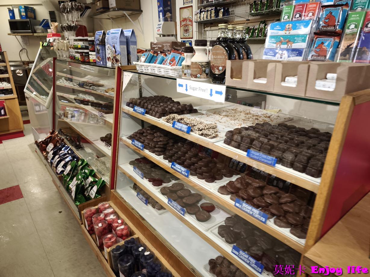 【阿拉斯加朱諾美食】The Alaska Fudge Company｜朱諾必買手工巧克力與人氣熊掌巧克力推薦!!!