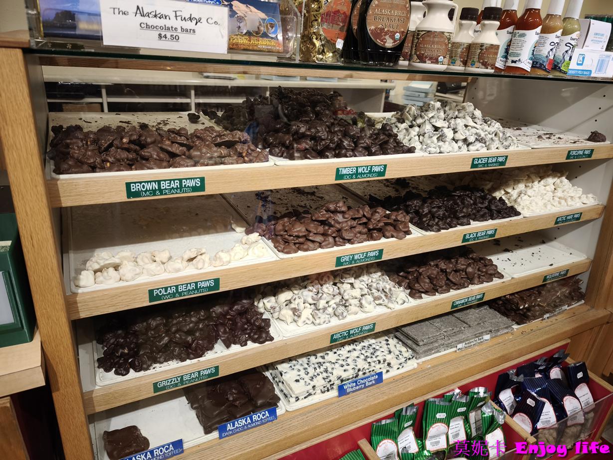 【阿拉斯加朱諾美食】The Alaska Fudge Company｜朱諾必買手工巧克力與人氣熊掌巧克力推薦!!!