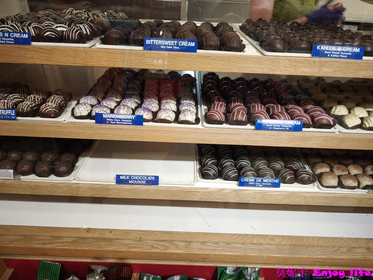 【阿拉斯加朱諾美食】The Alaska Fudge Company｜朱諾必買手工巧克力與人氣熊掌巧克力推薦!!!