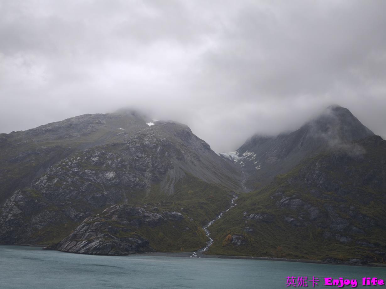【阿拉斯加公主郵輪】冰河灣國家公園Glacier Bay National Park航程|公主郵輪限定航線、藍色冰河的震撼瞬間!!! 13 【阿拉斯加公主郵輪】冰河灣國家公園Glacier Bay National Park航程|公主郵輪限定航線、藍色冰河的震撼瞬間!!!