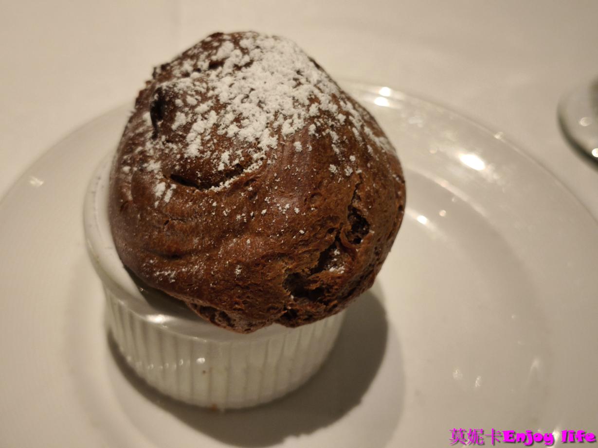 【公主遊輪餐廳】公主郵輪免費主餐廳 Allegro Dining Room 完整攻略|隱藏版路線教學、下午茶亮點、午晚餐必吃、免費龍蝦夜實拍!!! 25 【公主遊輪餐廳】公主郵輪免費主餐廳 Allegro Dining Room 完整攻略|隱藏版路線教學、下午茶亮點、午晚餐必吃、免費龍蝦夜實拍!!!