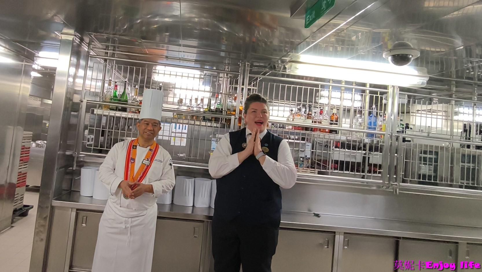 【公主遊輪】公主郵輪 Galley Tour 廚房導覽必看攻略|廚藝秀、百噸級食材量、後台動線參觀、主廚合照一次搞定!!! 12 【公主遊輪】公主郵輪 Galley Tour 廚房導覽必看攻略|廚藝秀、百噸級食材量、後台動線參觀、主廚合照一次搞定!!!