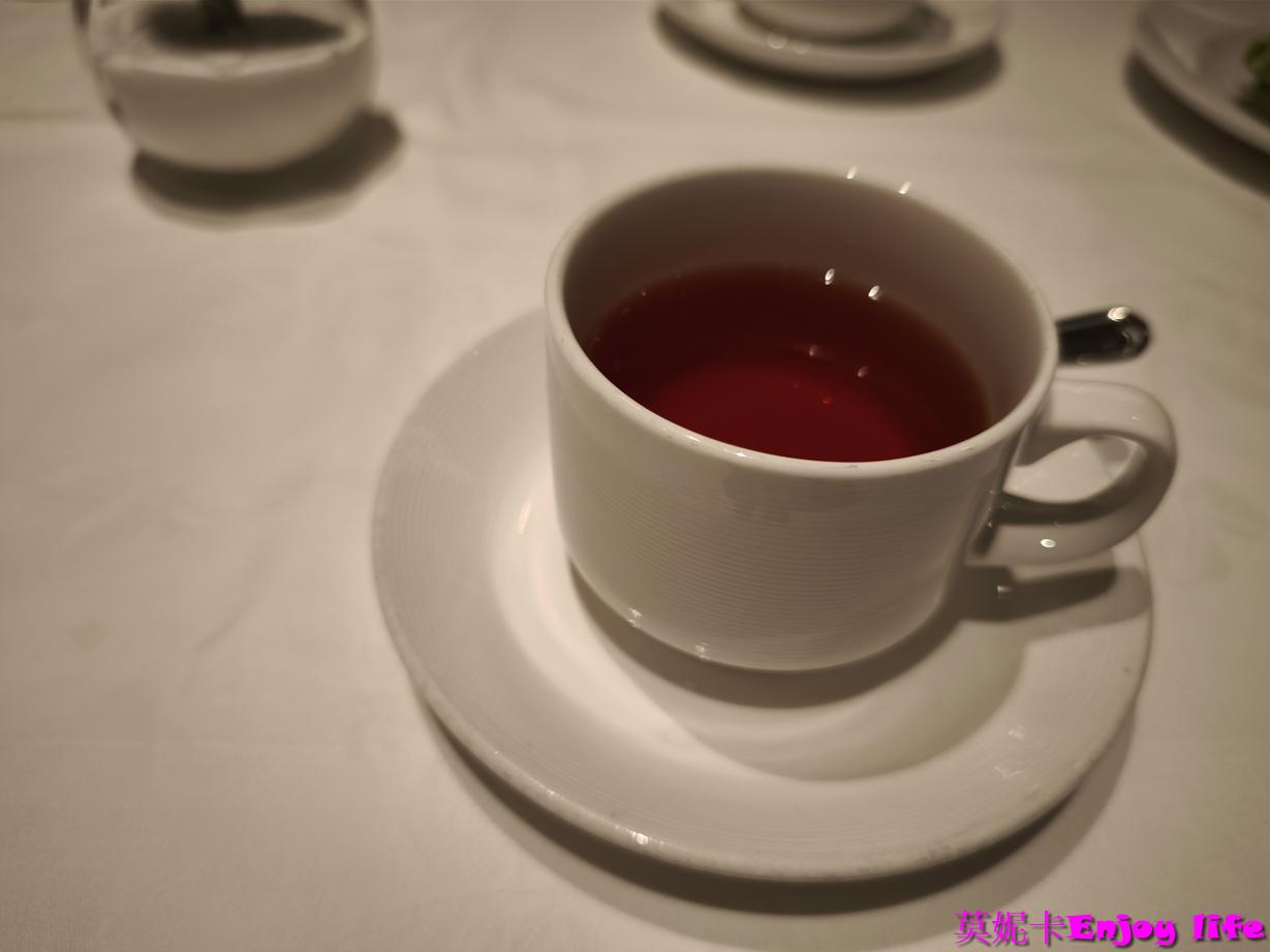 【公主遊輪餐廳】公主郵輪免費主餐廳 Allegro Dining Room 完整攻略|隱藏版路線教學、下午茶亮點、午晚餐必吃、免費龍蝦夜實拍!!! 19 【公主遊輪餐廳】公主郵輪免費主餐廳 Allegro Dining Room 完整攻略|隱藏版路線教學、下午茶亮點、午晚餐必吃、免費龍蝦夜實拍!!!