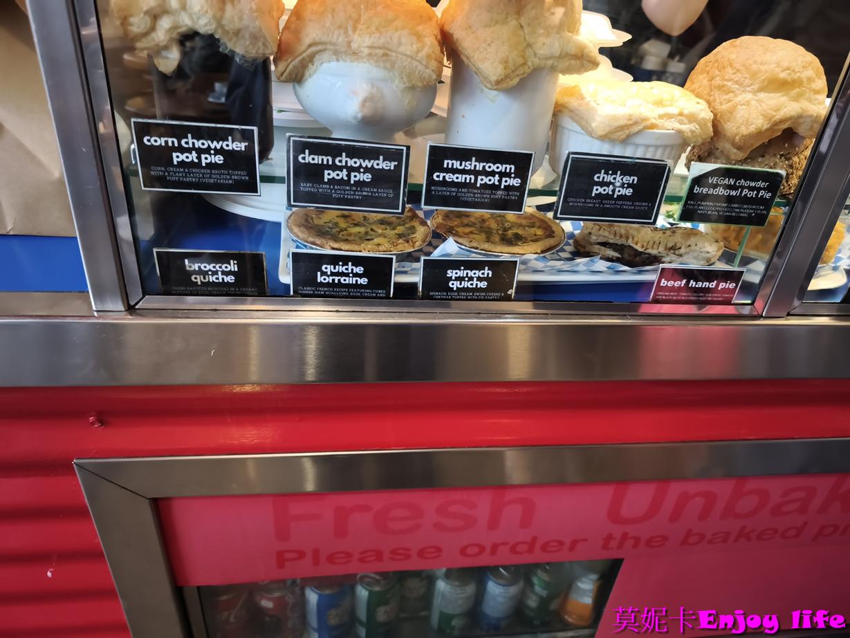 【溫哥華美食推薦】固蘭湖島美食 A La Mode Restaurant｜酥皮濃湯、鹹派、甜派全制霸!!