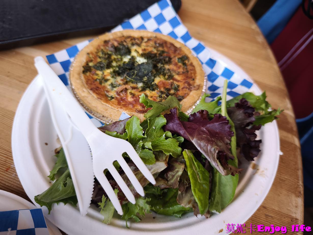 【溫哥華美食推薦】固蘭湖島美食 A La Mode Restaurant｜酥皮濃湯、鹹派、甜派全制霸!!