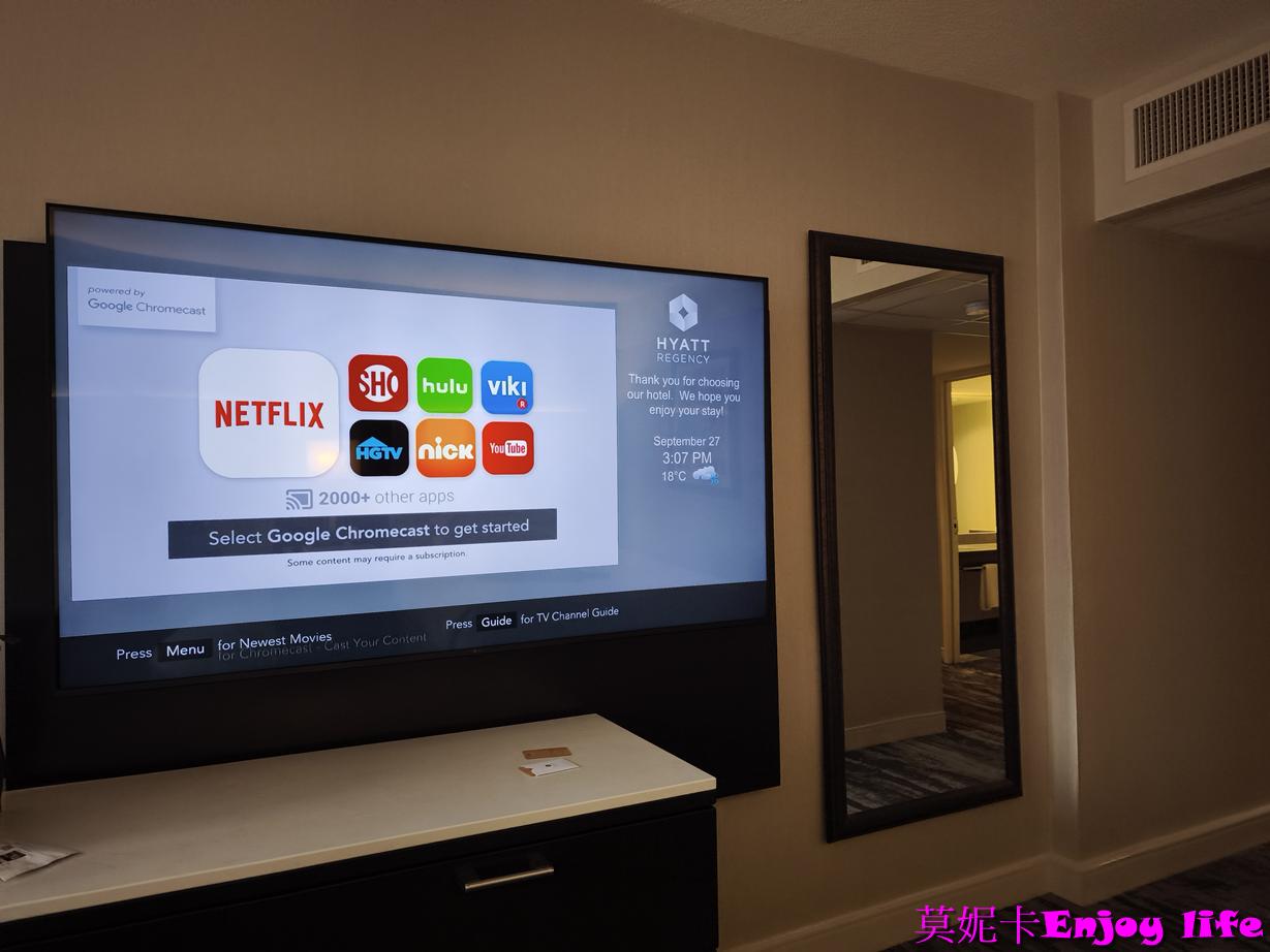 【溫哥華住宿推薦】溫哥華凱悅酒店Hyatt Regency Vancouver ｜地理位置超方便，近Burrard捷運站、附設星巴克咖啡廳!!!