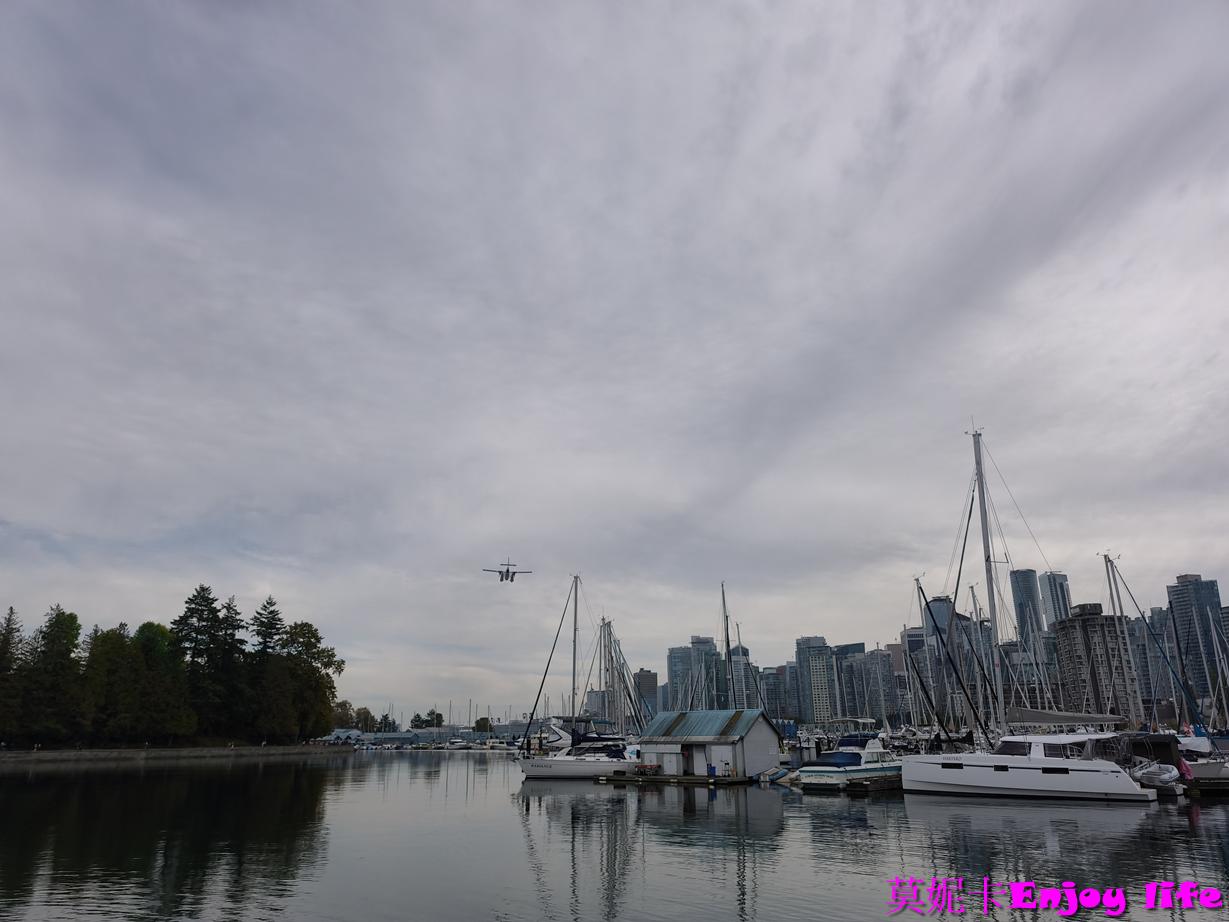 【溫哥華景點】溫哥華史丹利公園（Stanley Park）｜城市裡的巨大綠洲，慢步、碼頭、湖景一次收進行程!!!